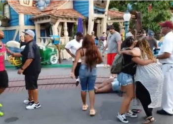 Familia é presa após briga na Disney